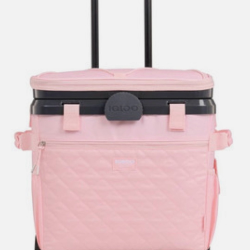 Igloo Quilted Pink Cooler with Wheels